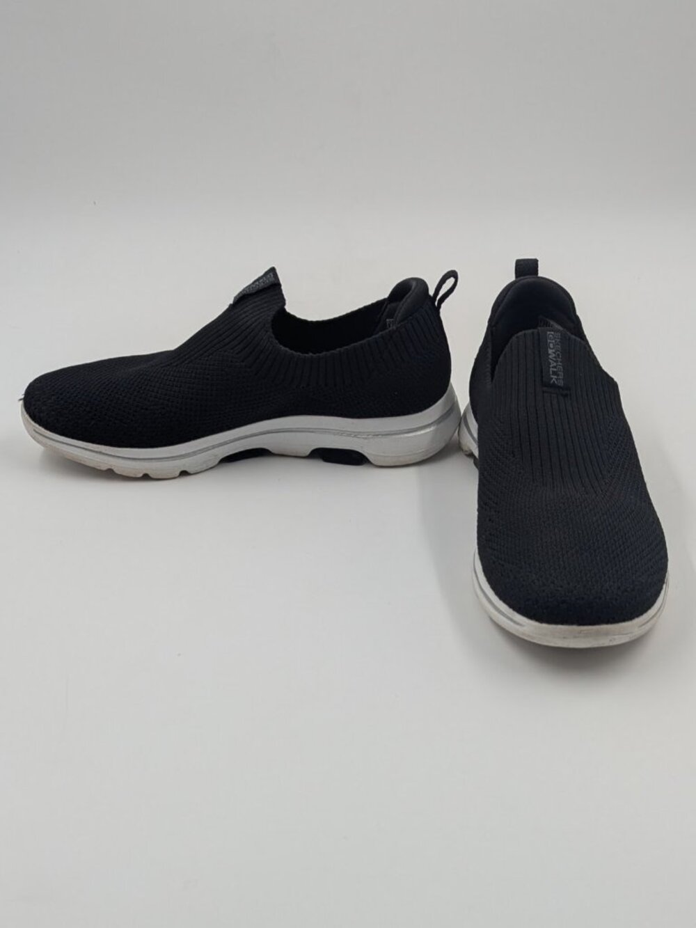 Skechers GOwalk 5 Trendy Women's Slip On Sneakers Black White  | Size 8